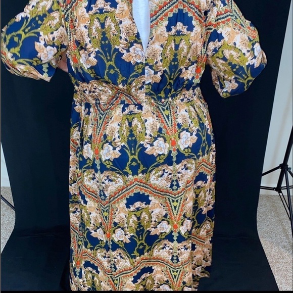 🛍️ Blaze Kimono - Various Sizes (NWT) Boutique - Picture 4 of 5